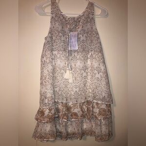 Jolt NWT Flowy Top